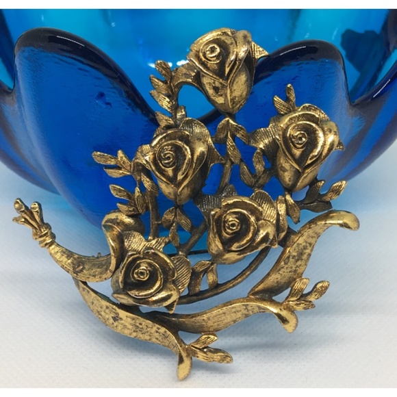 Tortolani Jewelry - Vintage Tortolani Signed Rose Bouquet Brooch Pin